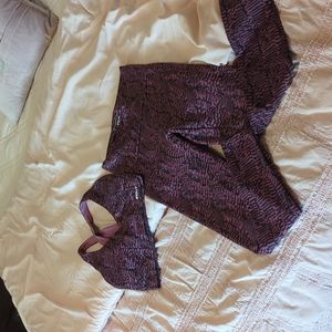 Echt essentia tiger stripe workout set